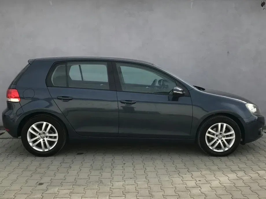 Volkswagen Golf VI 2.0 TDI DPF BlueMotion Technology DSG Comfortline — imagine 9