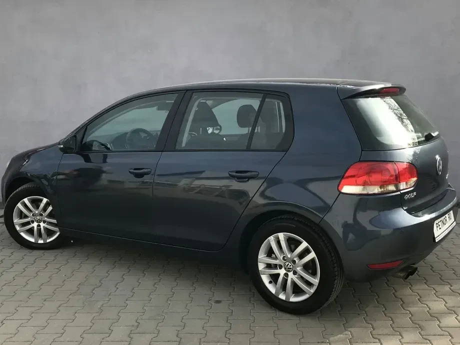 Volkswagen Golf VI 2.0 TDI DPF BlueMotion Technology DSG Comfortline — imagine 4