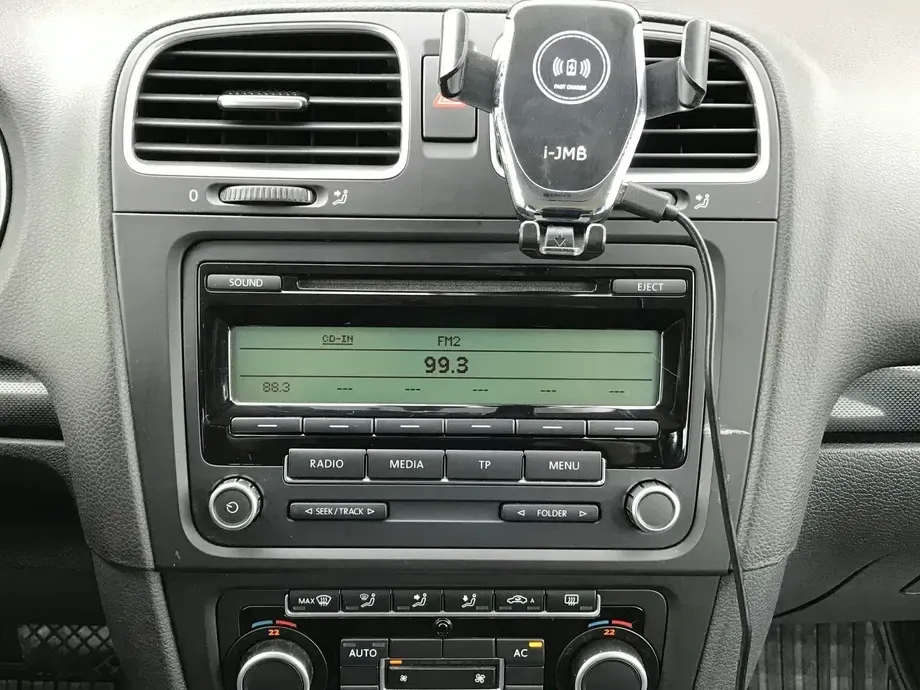 Volkswagen Golf VI 2.0 TDI DPF BlueMotion Technology DSG Comfortline — imagine 6