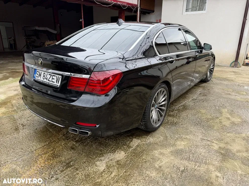 BMW Seria 7 F01/F02 [2008 - 2015] 740i Aut. — imagine 2