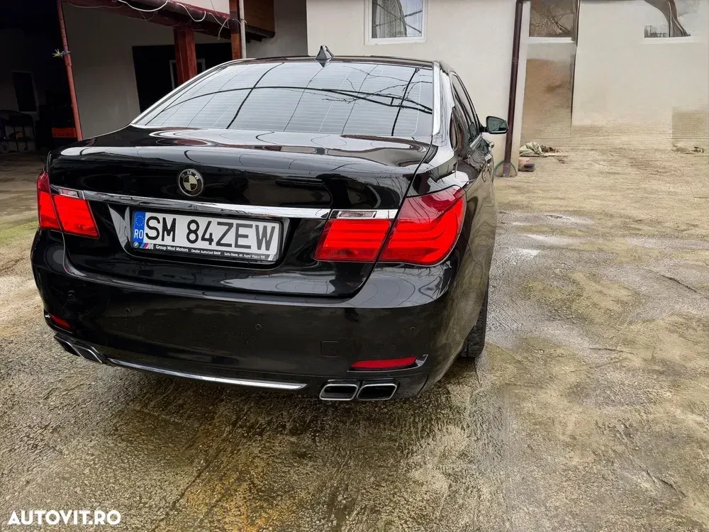 BMW Seria 7 F01/F02 [2008 - 2015] 740i Aut. — imagine 4