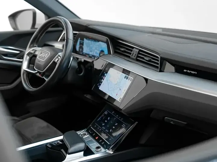 Audi e-tron 50 quattro