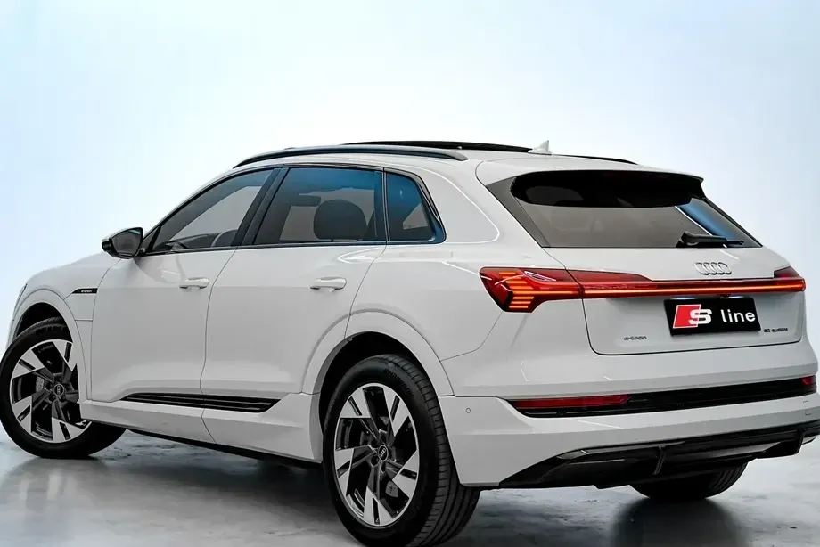 Audi e-tron 50 quattro — imagine 4
