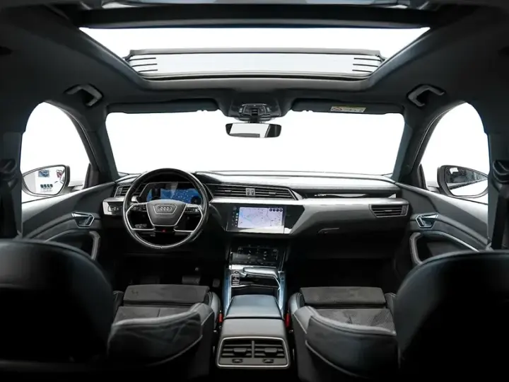 Audi e-tron 50 quattro