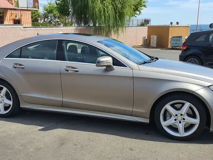 Mercedes-Benz CLS C218