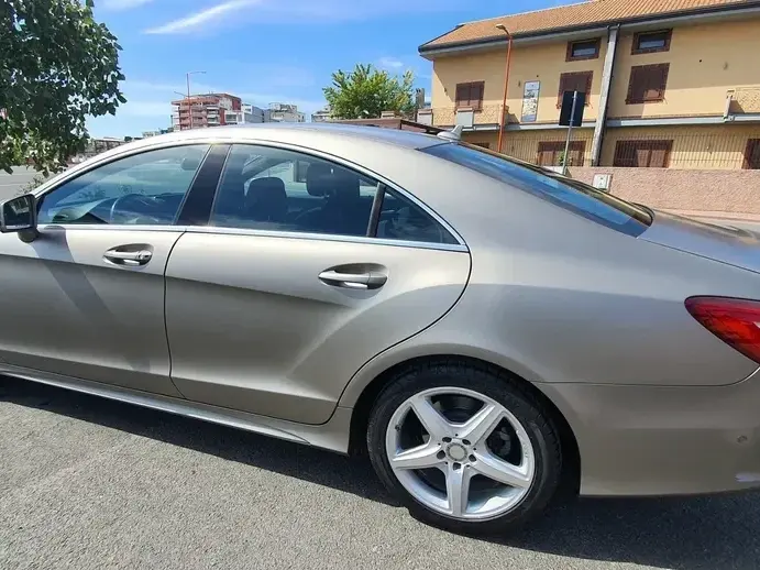 Mercedes-Benz CLS C218