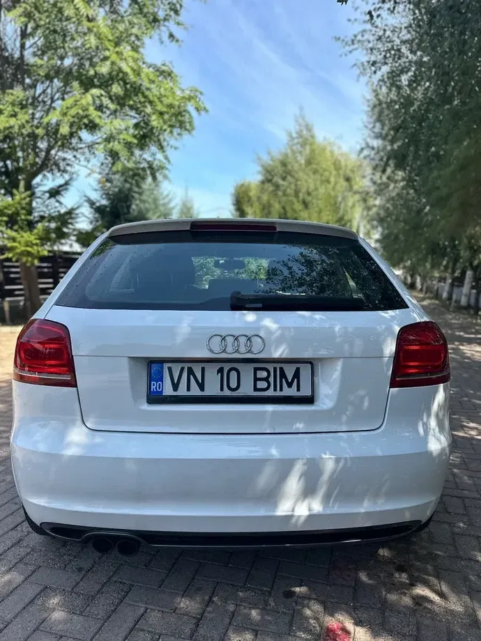 Audi A3 3-portiere 8P — imagine 3