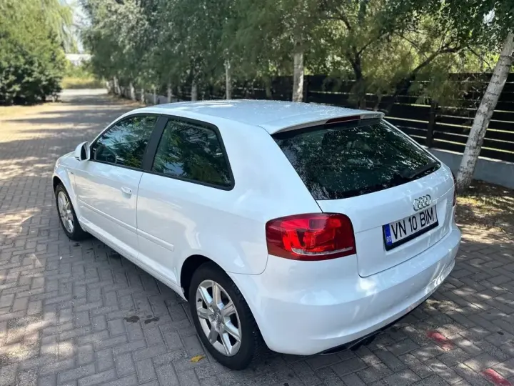Audi A3 3-portiere 8P