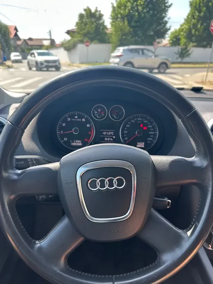 Audi A3 3-portiere 8P — imagine 8