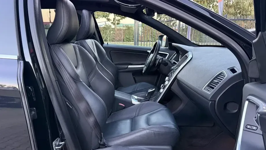 Volvo XC 60 I D5 AWD Aut. Summum — imagine 8