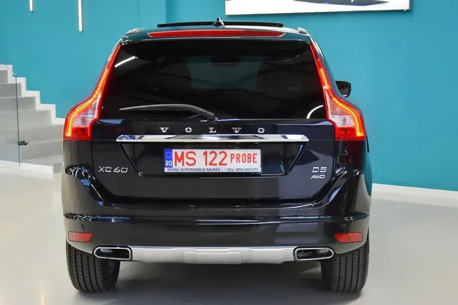 Volvo XC 60 I D5 AWD Aut. Summum — imagine 10