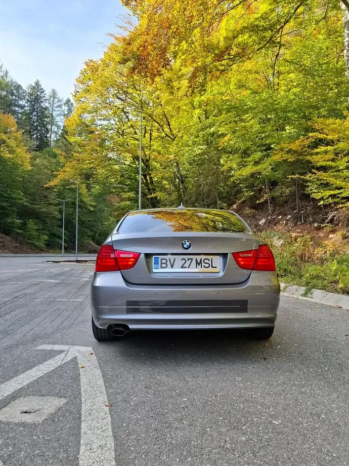 BMW Seria 3 E90/E91/E92/E93 318d — imagine 2