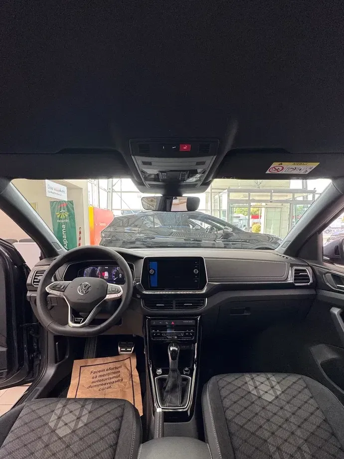 Volkswagen T-Cross 1.5 TSI DSG R-Line — imagine 9