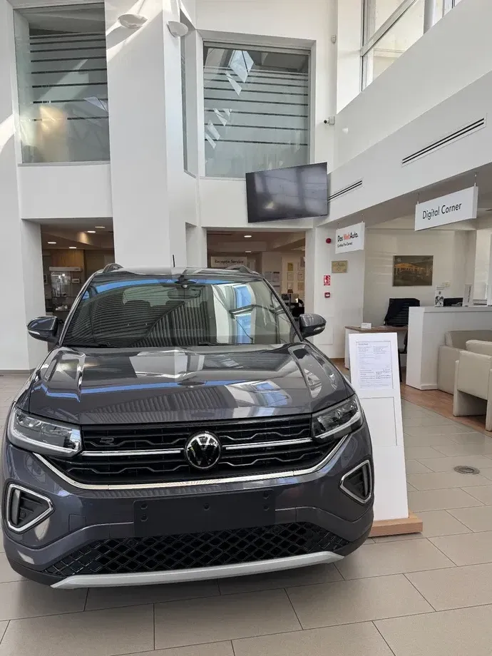 Volkswagen T-Cross 1.5 TSI DSG R-Line — imagine 2