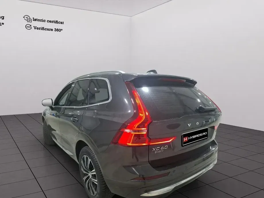 Volvo XC 60 II T6 AWD Recharge Plus Bright — imagine 5