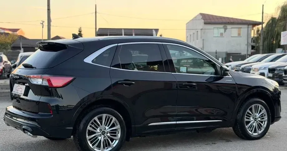 Ford Kuga III — imagine 9