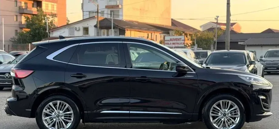 Ford Kuga III — imagine 10
