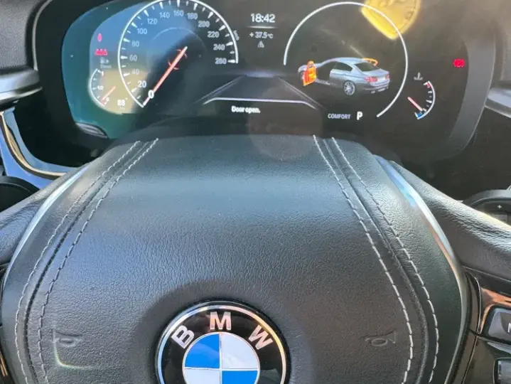 BMW Seria 5 G30/G31 [2017 - Prezent] 520d AT