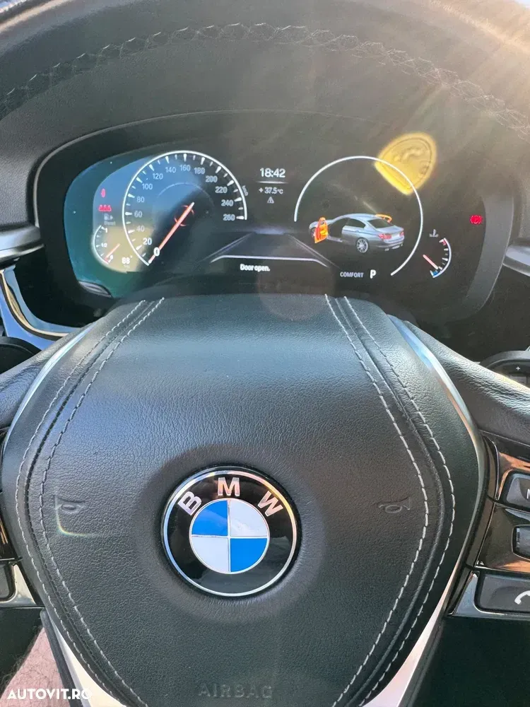 BMW Seria 5 G30/G31 [2017 - Prezent] 520d AT — imagine 6