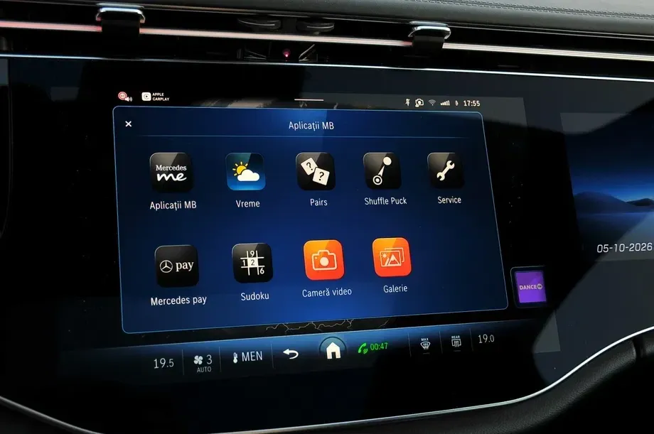 Mercedes-Benz E W214 400 4MATIC PHEV — imagine 9