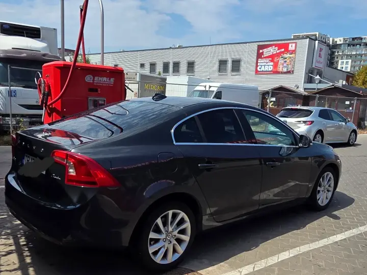 Volvo S60 II