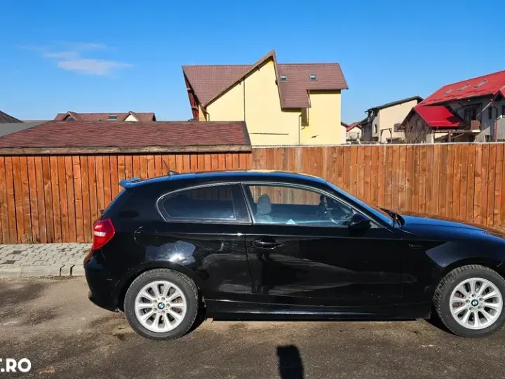 BMW Seria 1 E81/E82/E87/E88 [2004 - 2011] 118d Aut. Edition Sport