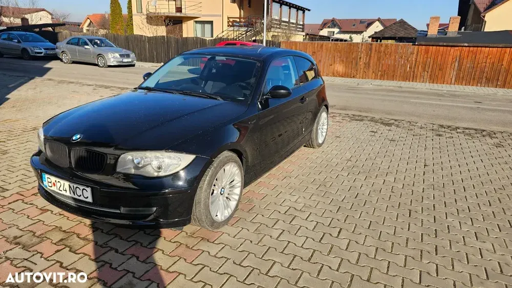BMW Seria 1 E81/E82/E87/E88 [2004 - 2011] 118d Aut. Edition Sport — imagine 4