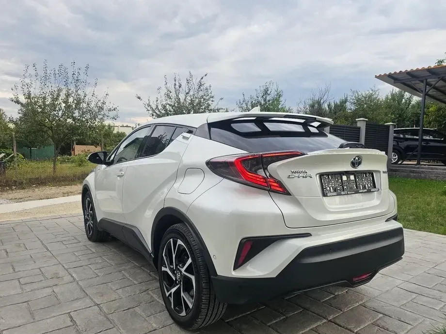 Toyota C-HR Team Deutschland — imagine 3