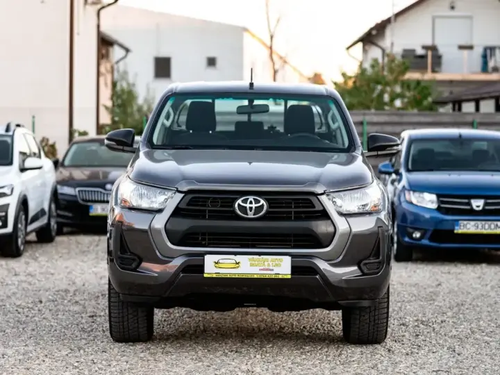 Toyota Hilux VIII
