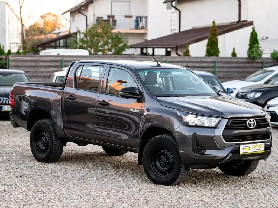 Toyota Hilux VIII — imagine 6