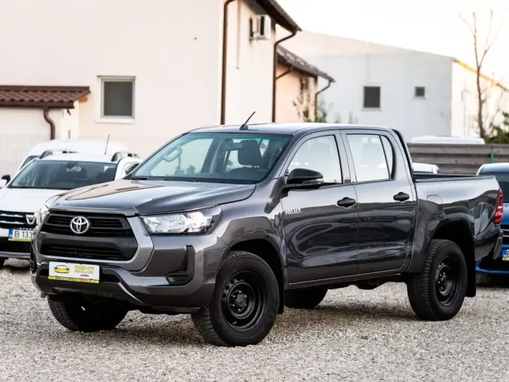 Toyota Hilux VIII