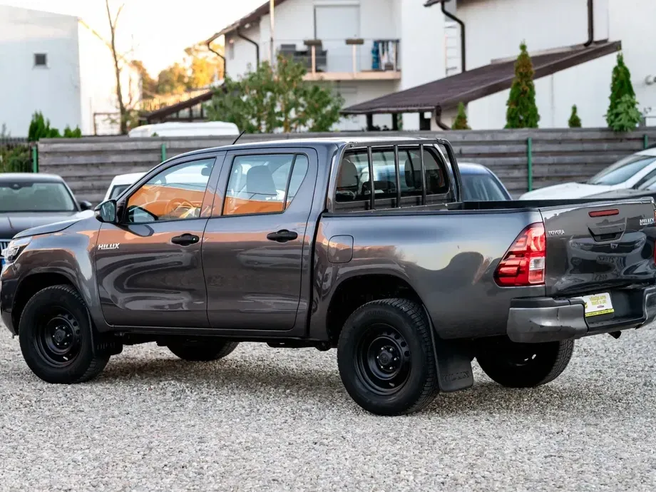 Toyota Hilux VIII — imagine 10