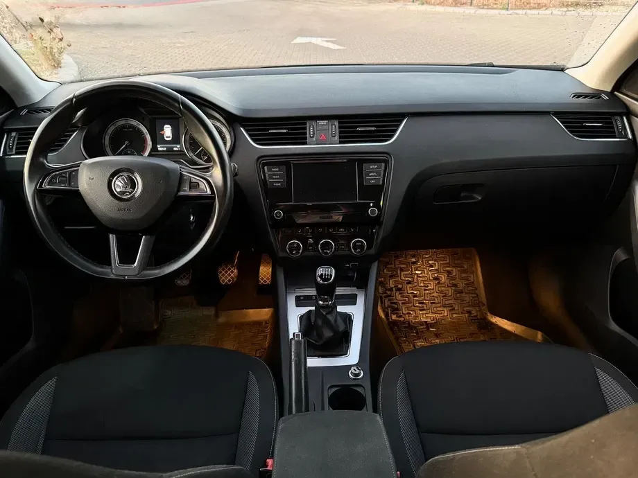 Škoda Octavia III — imagine 10