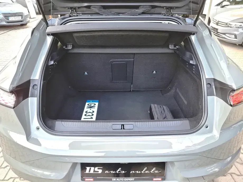 DS Automobiles DS 4 II PureTech 130 CROSS TROCADERO — imagine 9