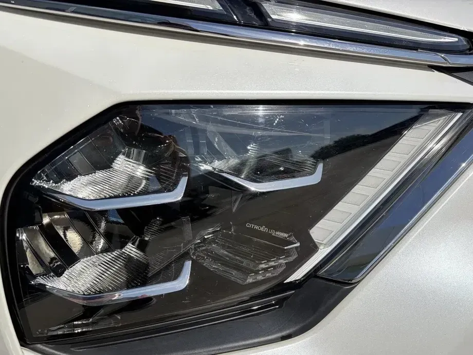 Citroën C4X Shine — imagine 9