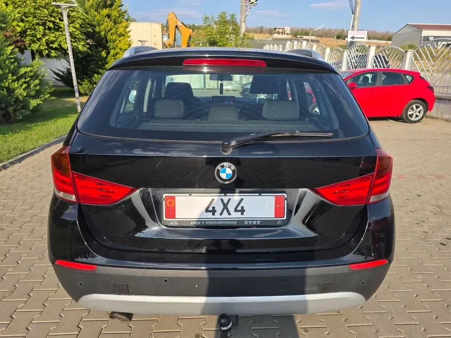 BMW X1 E84 xDrive18d Aut. Sport Line — imagine 8