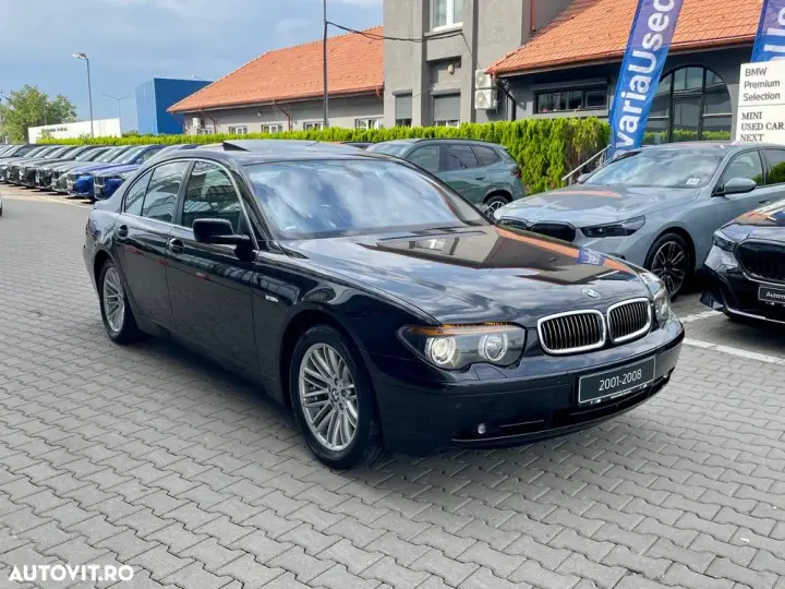 BMW Seria 7 745i
