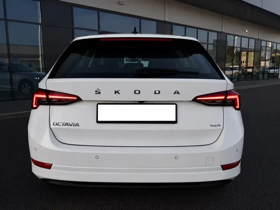 Škoda Octavia IV 2.0 TDI 4X4 DSG Ambition — imagine 5