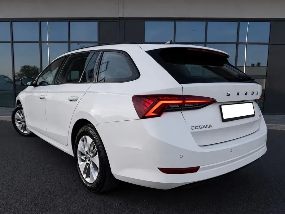 Škoda Octavia IV 2.0 TDI 4X4 DSG Ambition — imagine 6