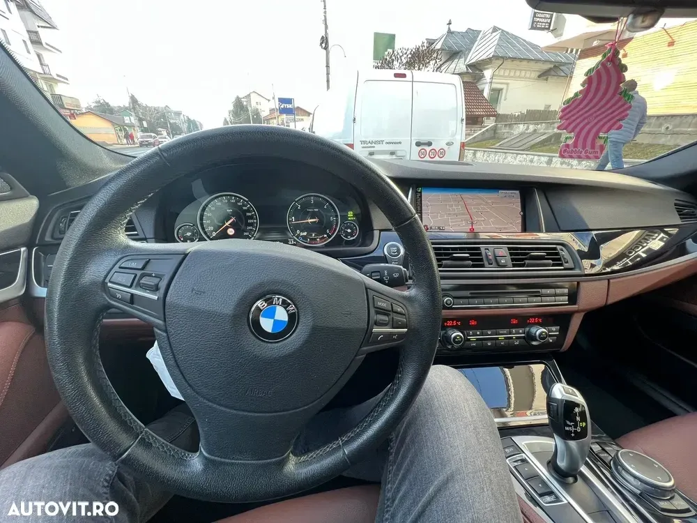 BMW Seria 5 F10/F11/F07 [2010 - 2017] 520d Aut. — imagine 3
