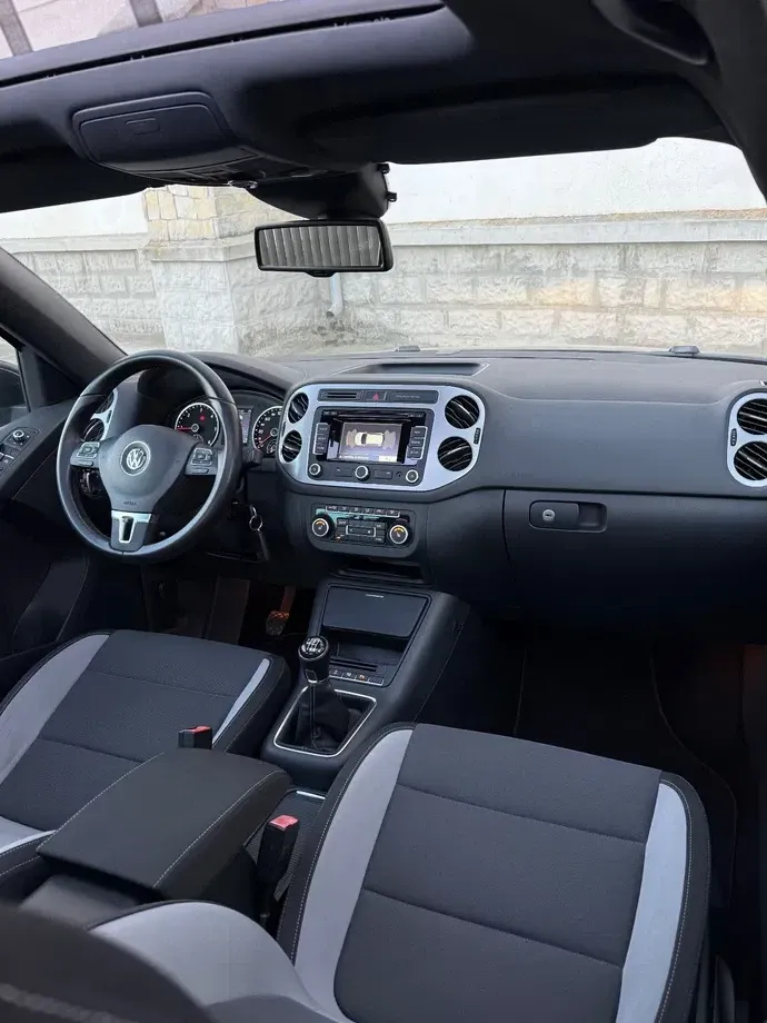 Volkswagen Tiguan I 2.0 TDI DPF 4Motion BlueMotion Technology Life — imagine 10