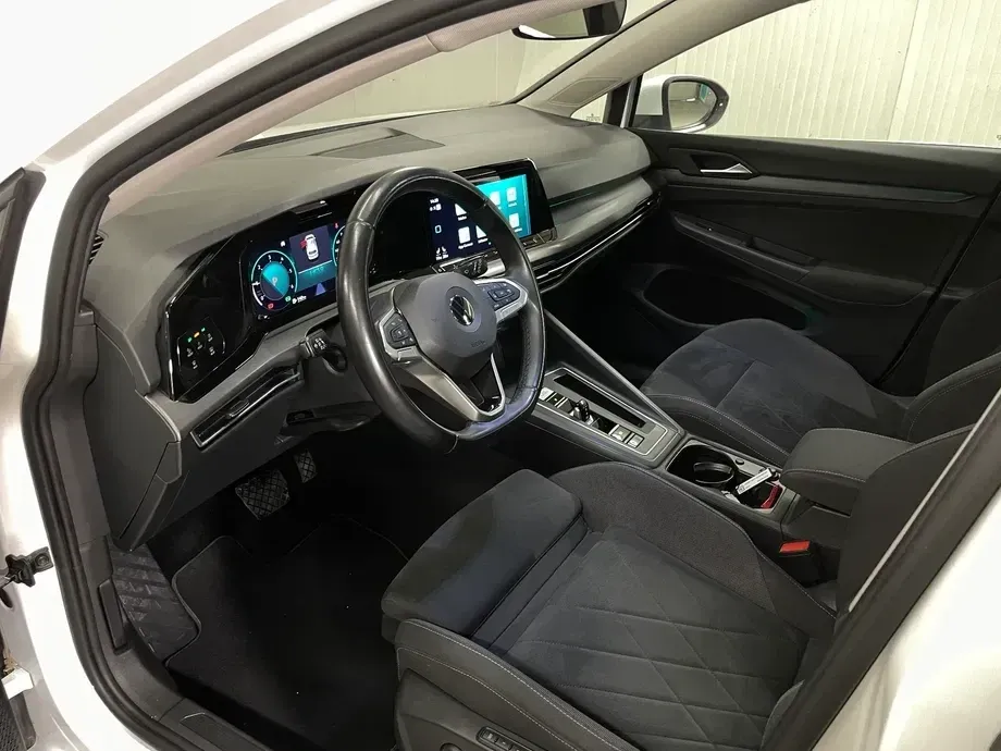 Volkswagen Golf VIII 2.0 TDI 115CP DSG Style — imagine 5