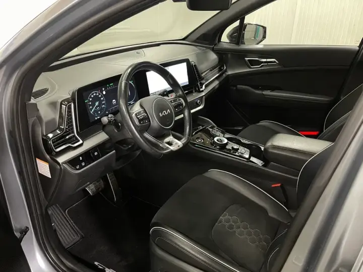 Kia Sportage V 1.6 T-GDI HEV 6AT 4x2 GT Line