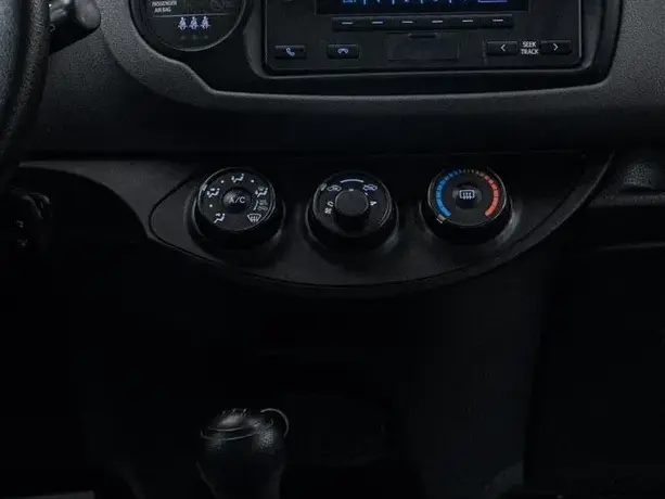 Toyota Yaris 1.0 L Eco