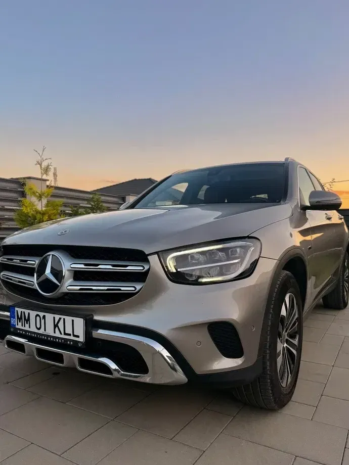 Mercedes-Benz GLC X253 300 e 4MATIC — imagine 2