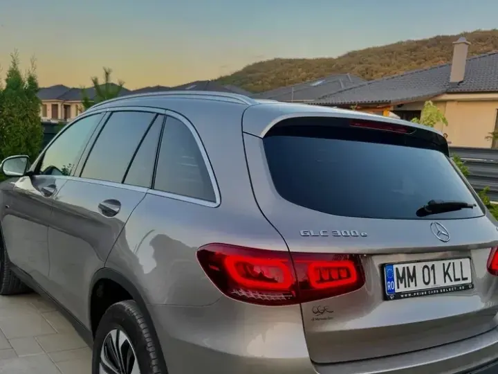 Mercedes-Benz GLC X253 300 e 4MATIC