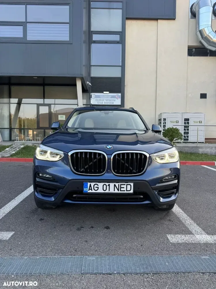 BMW X3 xDrive20d AT MHEV — imagine 5