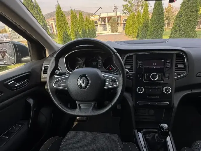 Renault Mégane IV ENERGY TCe 100 LIFE