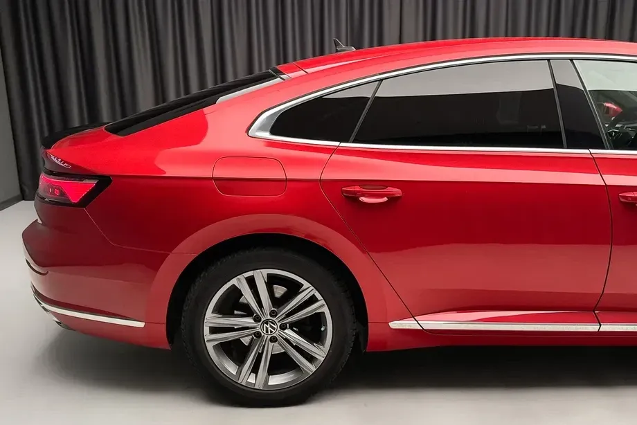 Volkswagen Arteon 2.0 TDI DSG Elegance — imagine 8