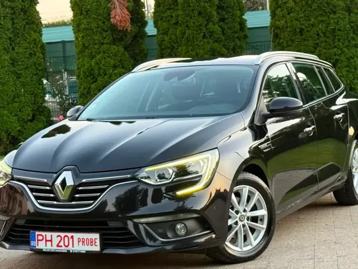 Renault Mégane IV ENERGY dCi 110 EDC INTENS